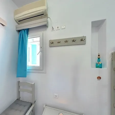 Agnanti Milos To Let Hotel Adamantas (Milos)